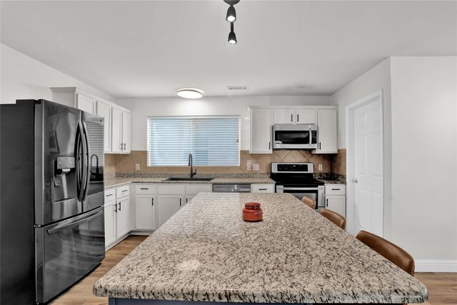 2408 Eisenhower Drive, Mckinney, TX 75071