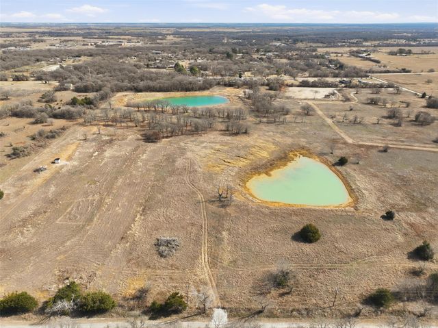 935 County Road 404, Alvarado, TX 76009