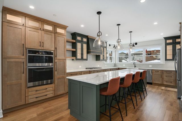 515 Highland Avenue, Oak Park, IL 60304