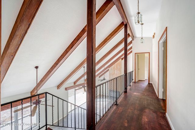 535 Robinhood Drive, Merritt Island, FL 32953