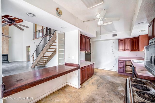 535 Robinhood Drive, Merritt Island, FL 32953