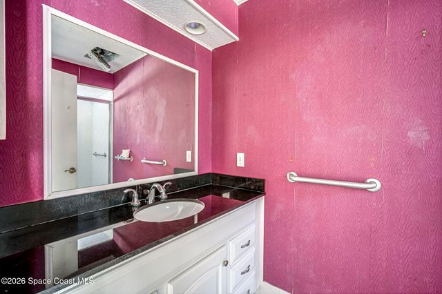 535 Robinhood Drive, Merritt Island, FL 32953