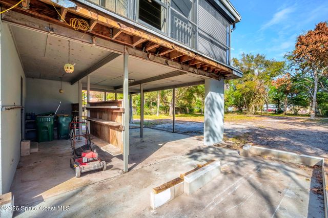 535 Robinhood Drive, Merritt Island, FL 32953