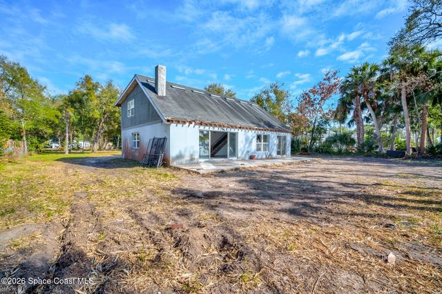 535 Robinhood Drive, Merritt Island, FL 32953