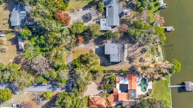 535 Robinhood Drive, Merritt Island, FL 32953