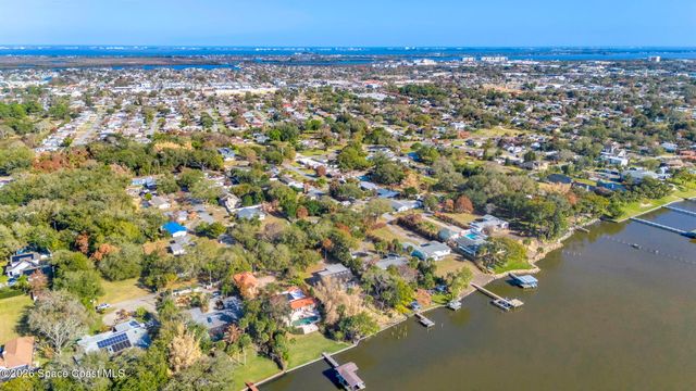 535 Robinhood Drive, Merritt Island, FL 32953