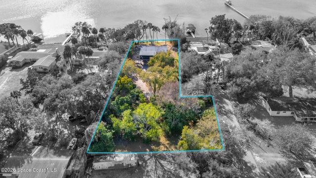 535 Robinhood Drive, Merritt Island, FL 32953