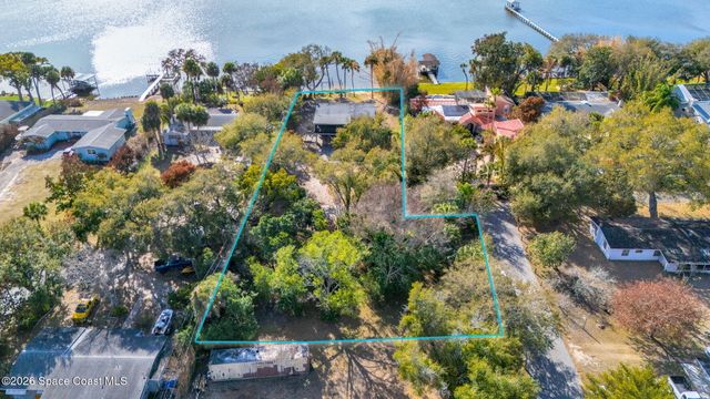 535 Robinhood Drive, Merritt Island, FL 32953