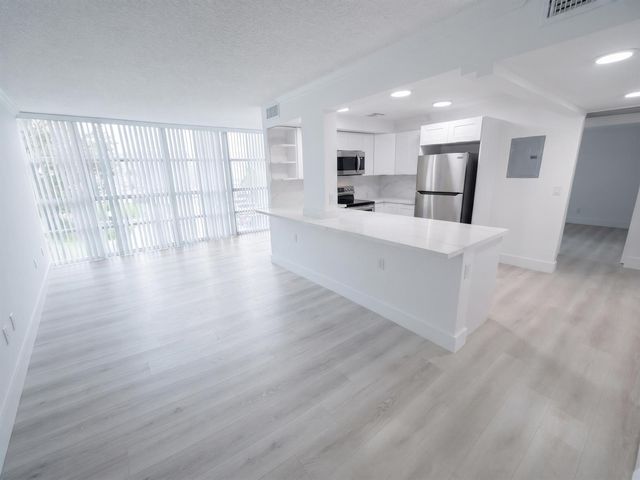 801 Three Islands Boulevard 209, Hallandale Beach, FL 33009
