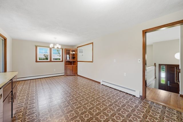 6 Belmont Rd, Burlington, MA 01803
