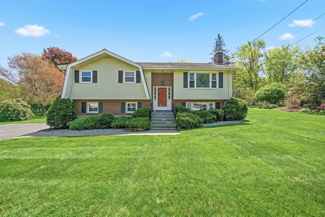 6 Belmont Rd, Burlington, MA 01803