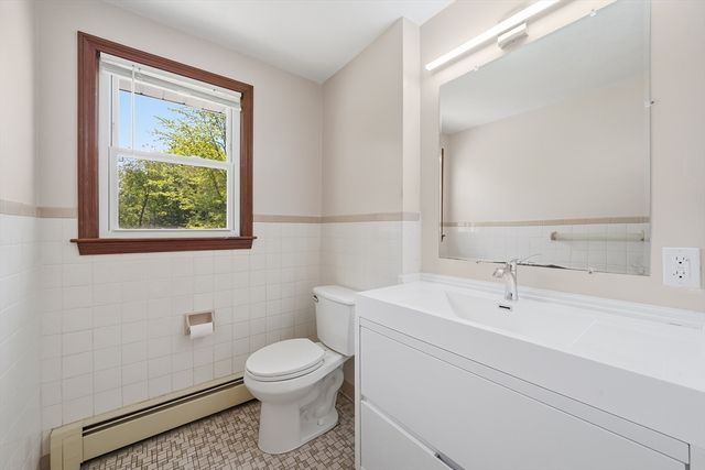 6 Belmont Rd, Burlington, MA 01803