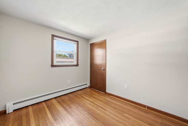 6 Belmont Rd, Burlington, MA 01803
