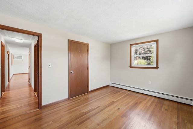 6 Belmont Rd, Burlington, MA 01803