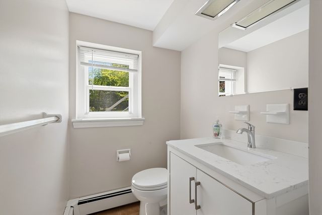 6 Belmont Rd, Burlington, MA 01803