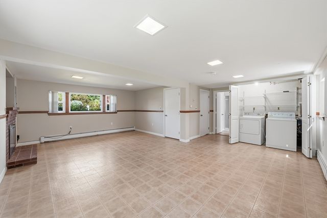 6 Belmont Rd, Burlington, MA 01803