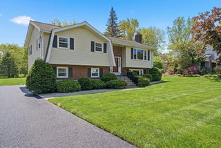 6 Belmont Rd, Burlington, MA 01803
