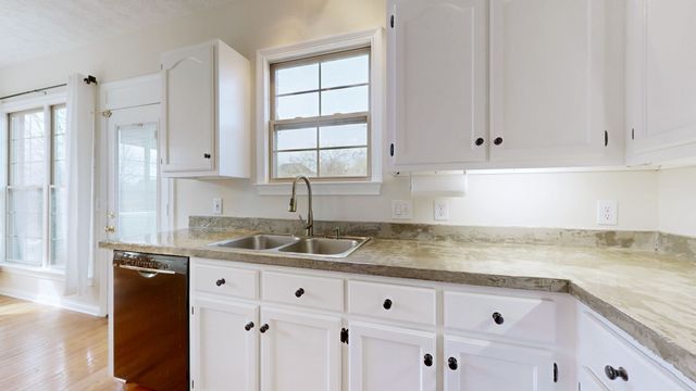 109 Stillwater Trl, Hendersonville, TN 37075