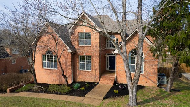 109 Stillwater Trl, Hendersonville, TN 37075