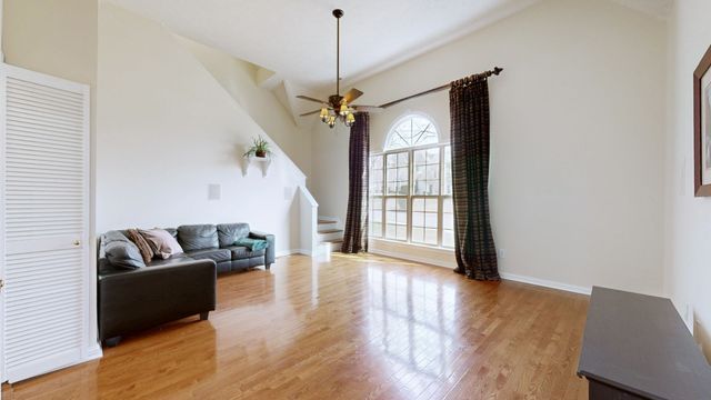 109 Stillwater Trl, Hendersonville, TN 37075