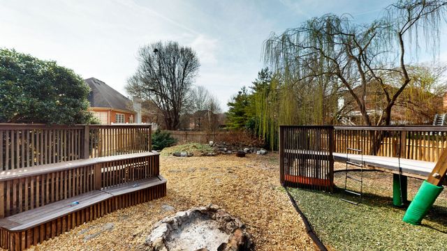 109 Stillwater Trl, Hendersonville, TN 37075