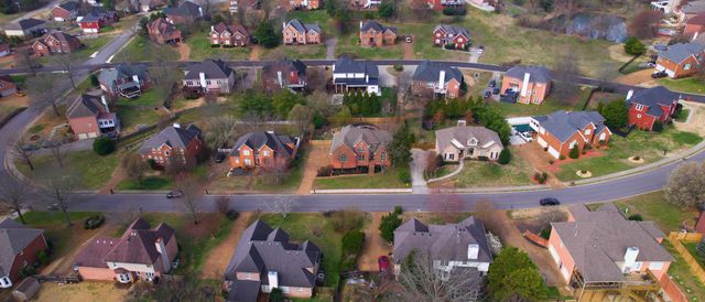 109 Stillwater Trl, Hendersonville, TN 37075