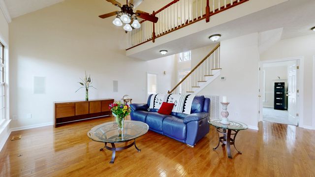 109 Stillwater Trl, Hendersonville, TN 37075