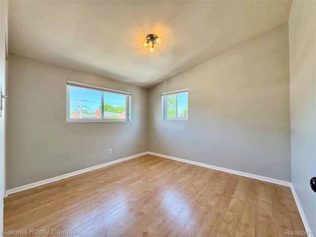 361 N Eton Street 5, Birmingham, MI 48009