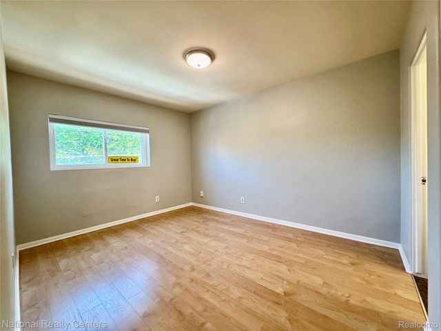 361 N Eton Street 5, Birmingham, MI 48009