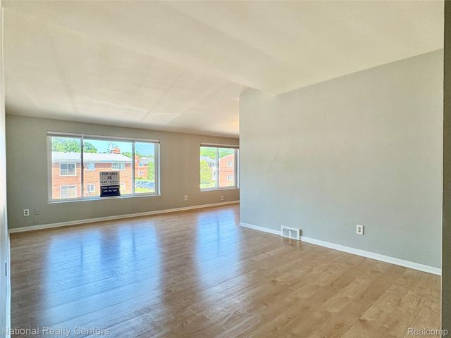 361 N Eton Street 5, Birmingham, MI 48009