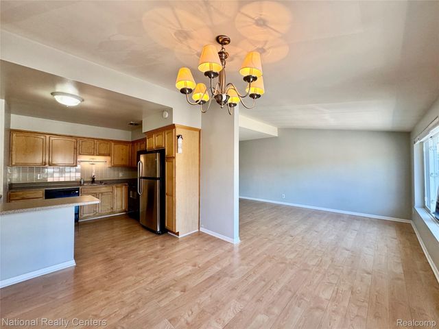 361 N Eton Street 5, Birmingham, MI 48009