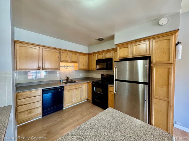 361 N Eton Street 5, Birmingham, MI 48009