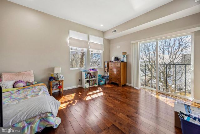 217 GRAPE ST, Philadelphia, PA 19128