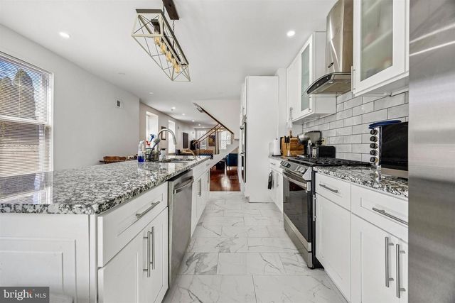 217 GRAPE ST, Philadelphia, PA 19128