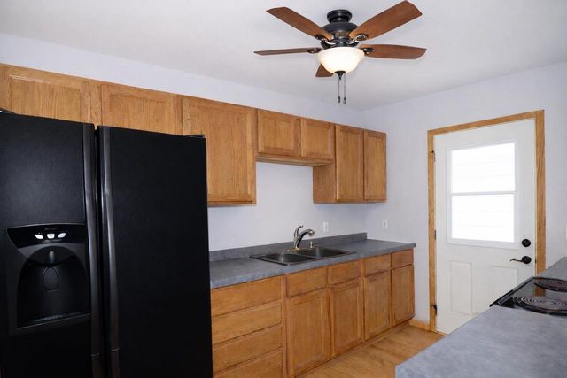 810 N High Street, Fort Atkinson, WI 53538