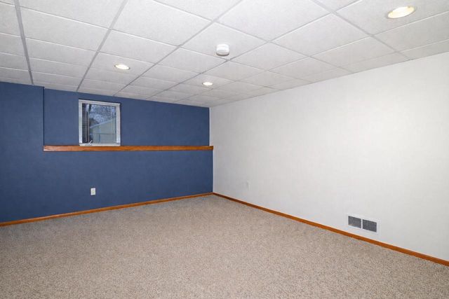 810 N High Street, Fort Atkinson, WI 53538