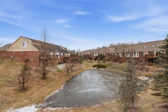 30249 Viewcrest Drive, Novi, MI 48377