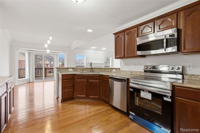 30249 Viewcrest Drive, Novi, MI 48377