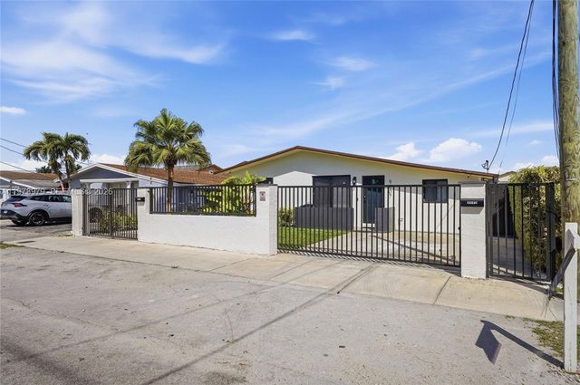9007 SW 38th Street, Miami, FL 33165