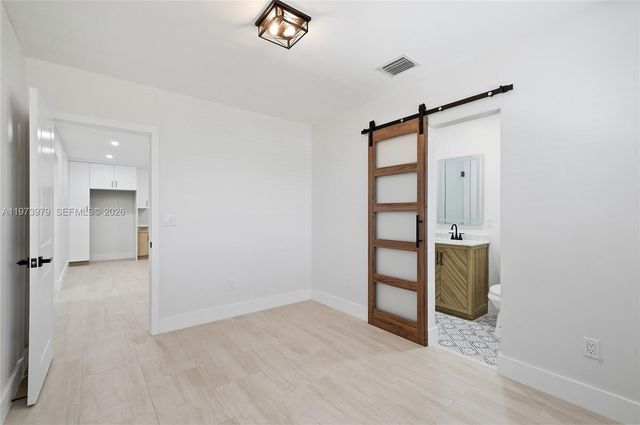 9007 SW 38th Street, Miami, FL 33165