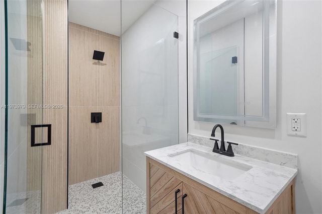 9007 SW 38th Street, Miami, FL 33165
