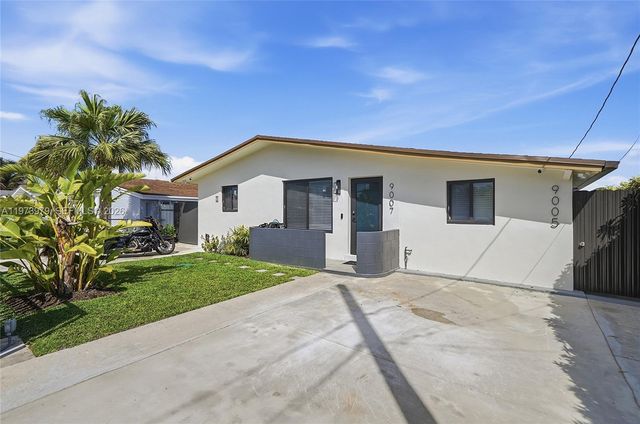 9007 SW 38th Street, Miami, FL 33165