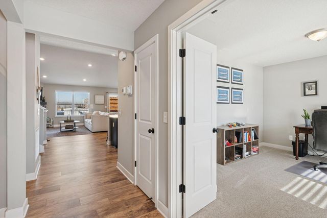 9290 62nd Street S, Cottage Grove, MN 55016