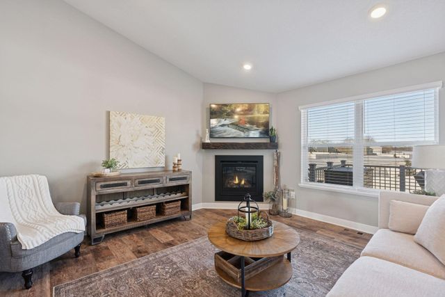 9290 62nd Street S, Cottage Grove, MN 55016