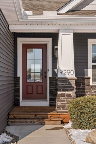 9290 62nd Street S, Cottage Grove, MN 55016