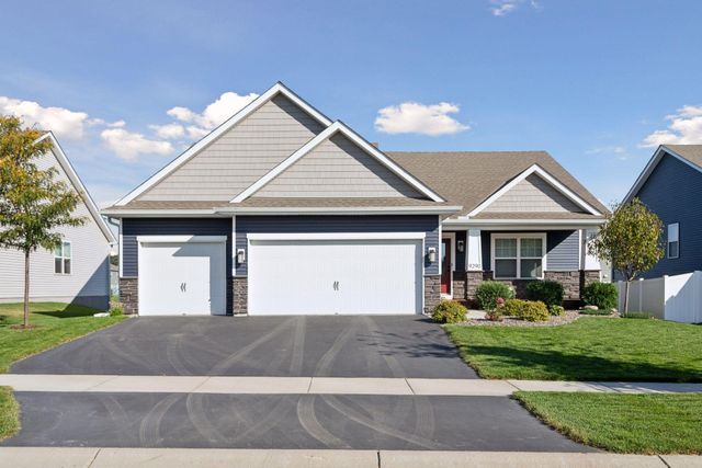 9290 62nd Street S, Cottage Grove, MN 55016