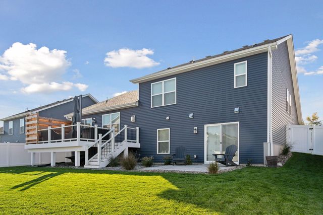 9290 62nd Street S, Cottage Grove, MN 55016