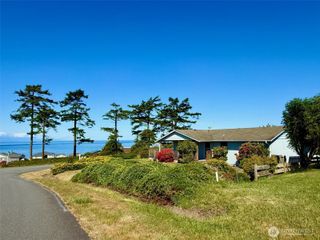 716 La Fiesta Street, Coupeville, WA 98239