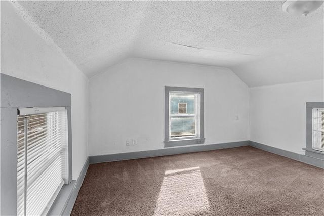 7908 Euclid Avenue, Kansas City, MO 64132