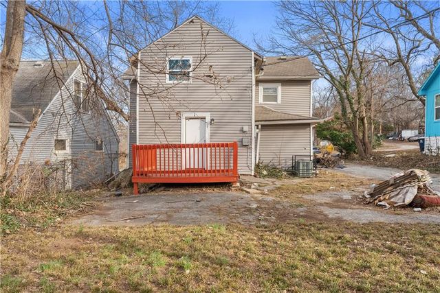 7908 Euclid Avenue, Kansas City, MO 64132